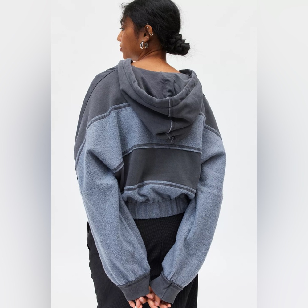 BDG Leanne Cropped Pullover Hoodie Sweatshirt - Picture 2 of 10